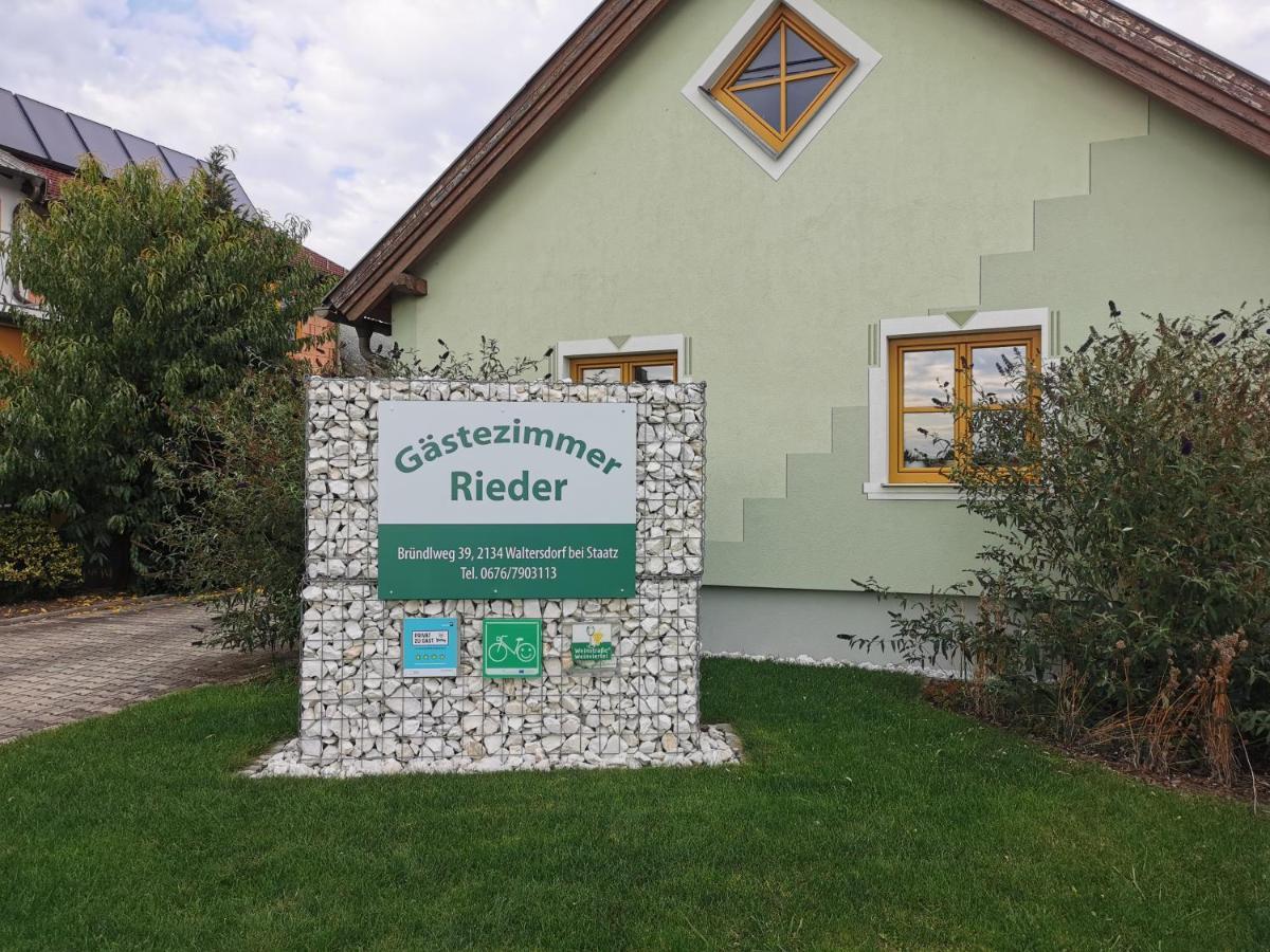 Gaestezimmer Rieder Staatz Εξωτερικό φωτογραφία
