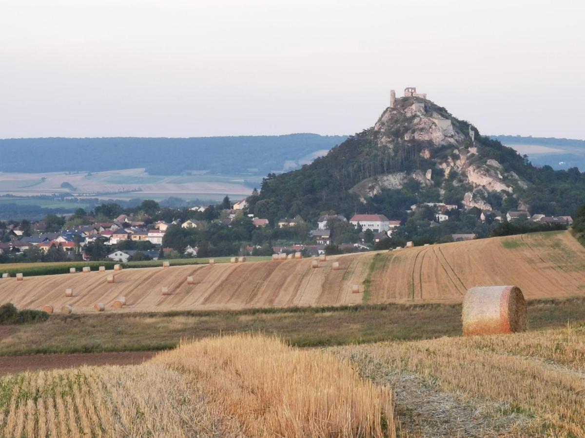 Gaestezimmer Rieder Staatz Εξωτερικό φωτογραφία