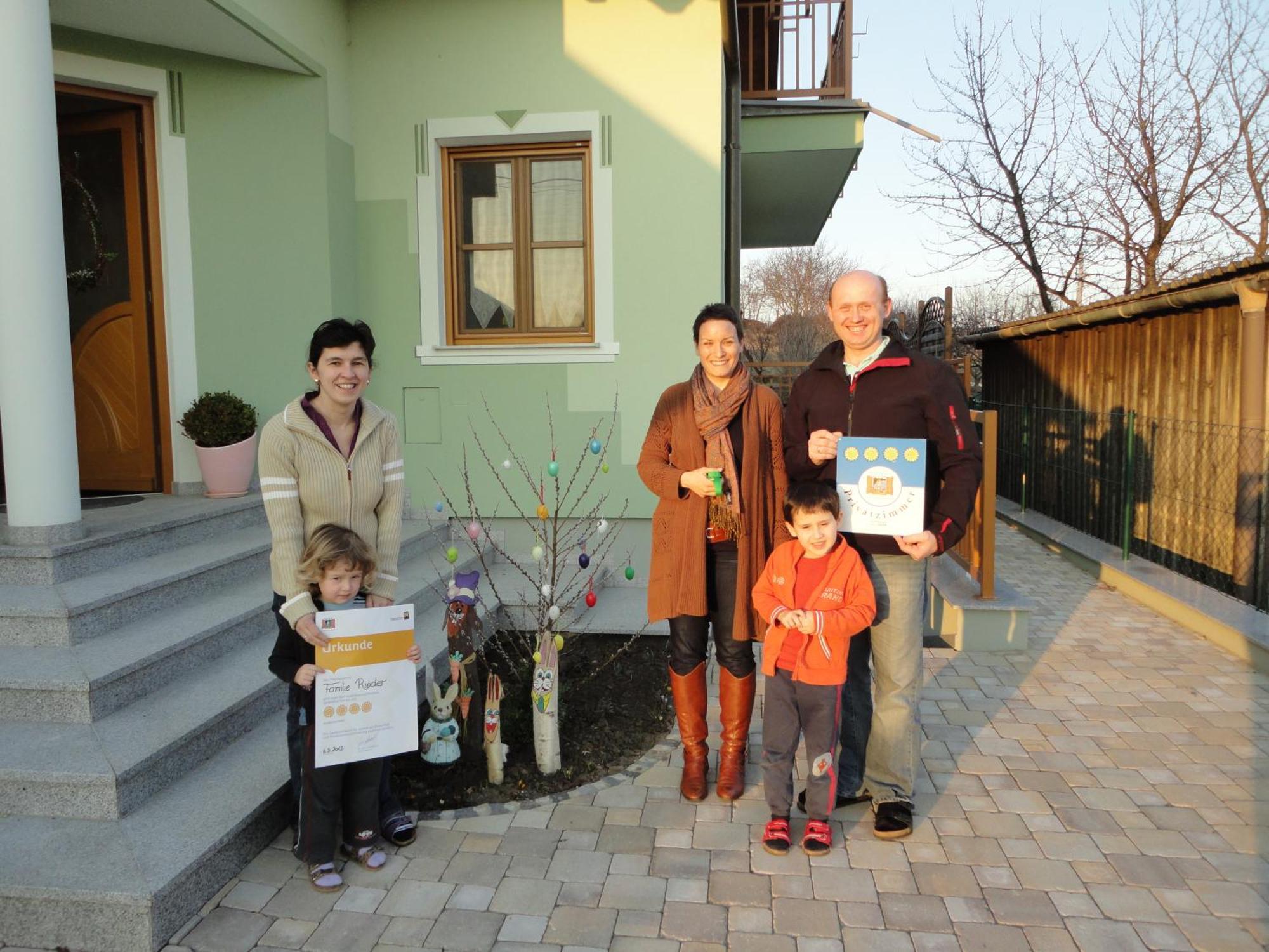 Gaestezimmer Rieder Staatz Εξωτερικό φωτογραφία
